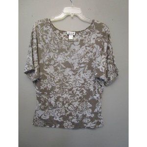 Size Medium O.Y.B. womens tan and white shirt. #U-1-29